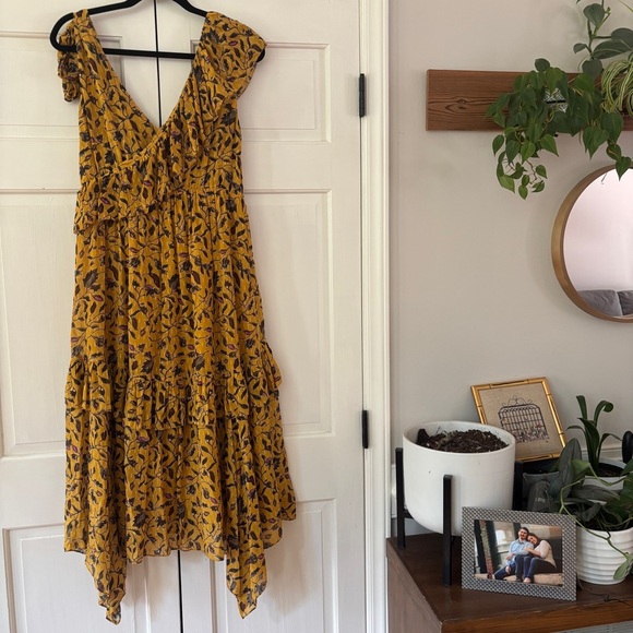 Ulla Johnson Dania Ruffled Midi Dress Handkerchief Hem Gold Size 8 Medium - Picture 10 of 15